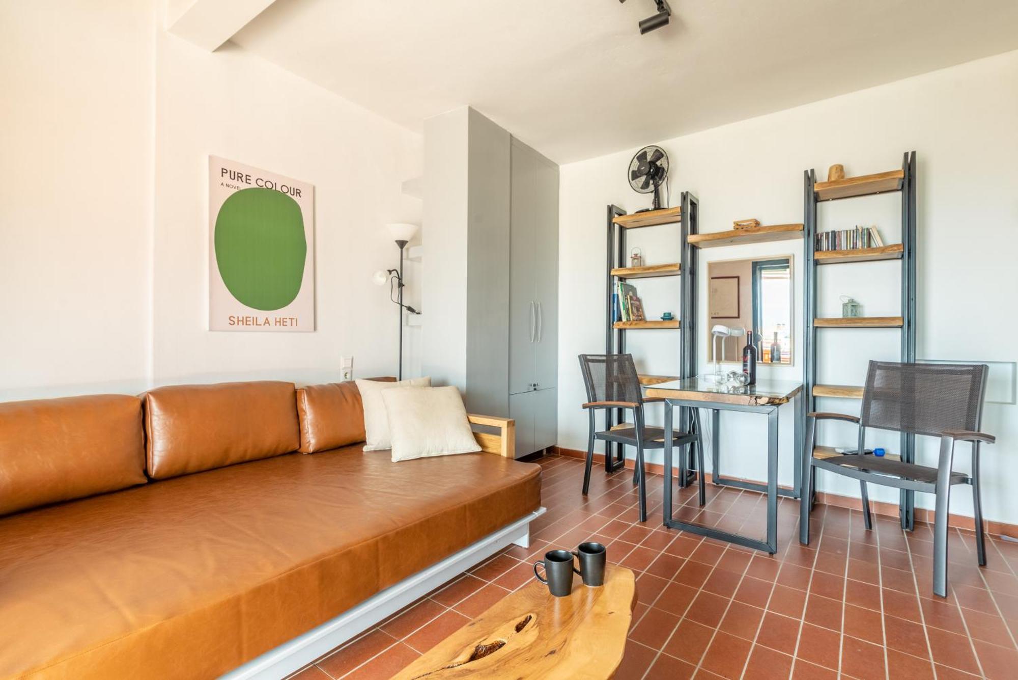 City Loft Near The Airport With Seaview 이라클리온 외부 사진