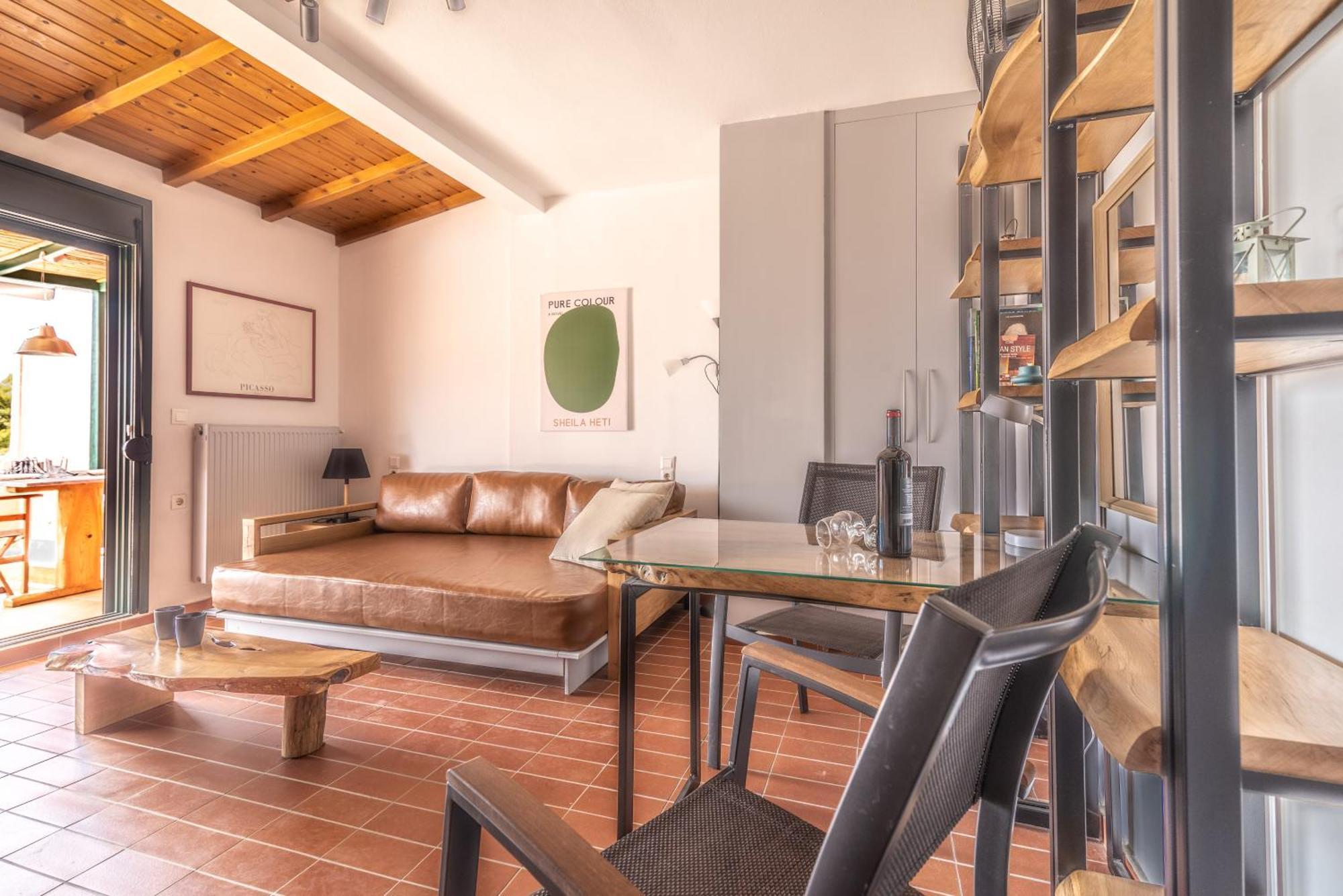 City Loft Near The Airport With Seaview 이라클리온 외부 사진